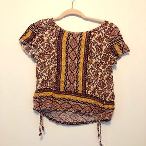 Hollister patterned top